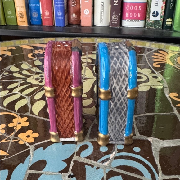 APPLE TREE DESIGNS “Route 66” Jukebox Salt & Pepper Set - Picture 3 of 10